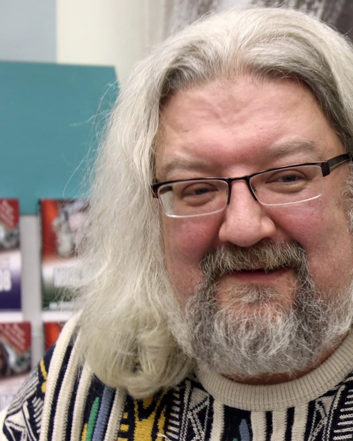 Портрет: Андрей Максимов, журналист, писатель и телеведущий, автор «Ночного полёта» и «Наблюдателя»