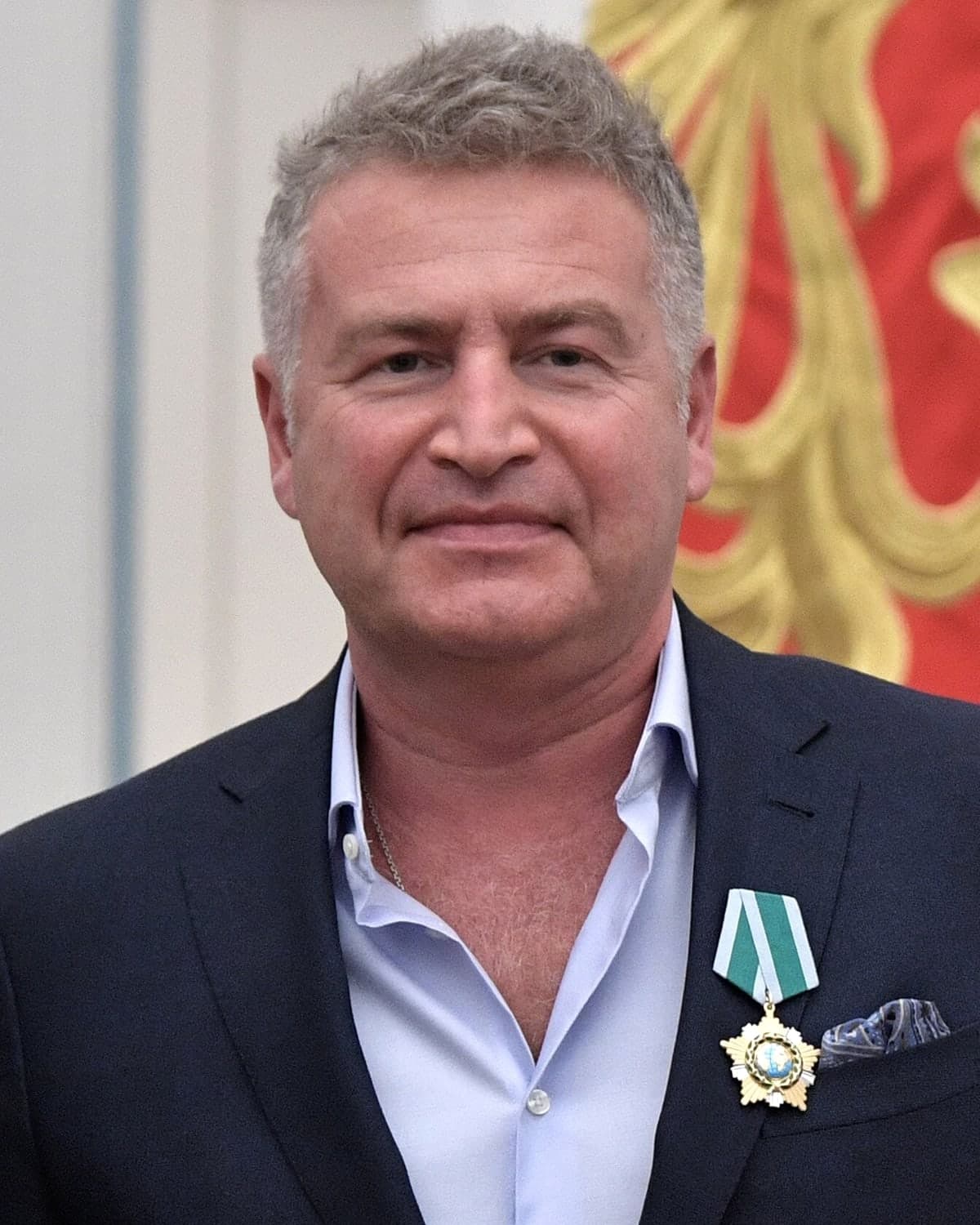 Портрет: Леонид Агутин, певец, композитор и аранжировщик, наставник шоу «Голос»