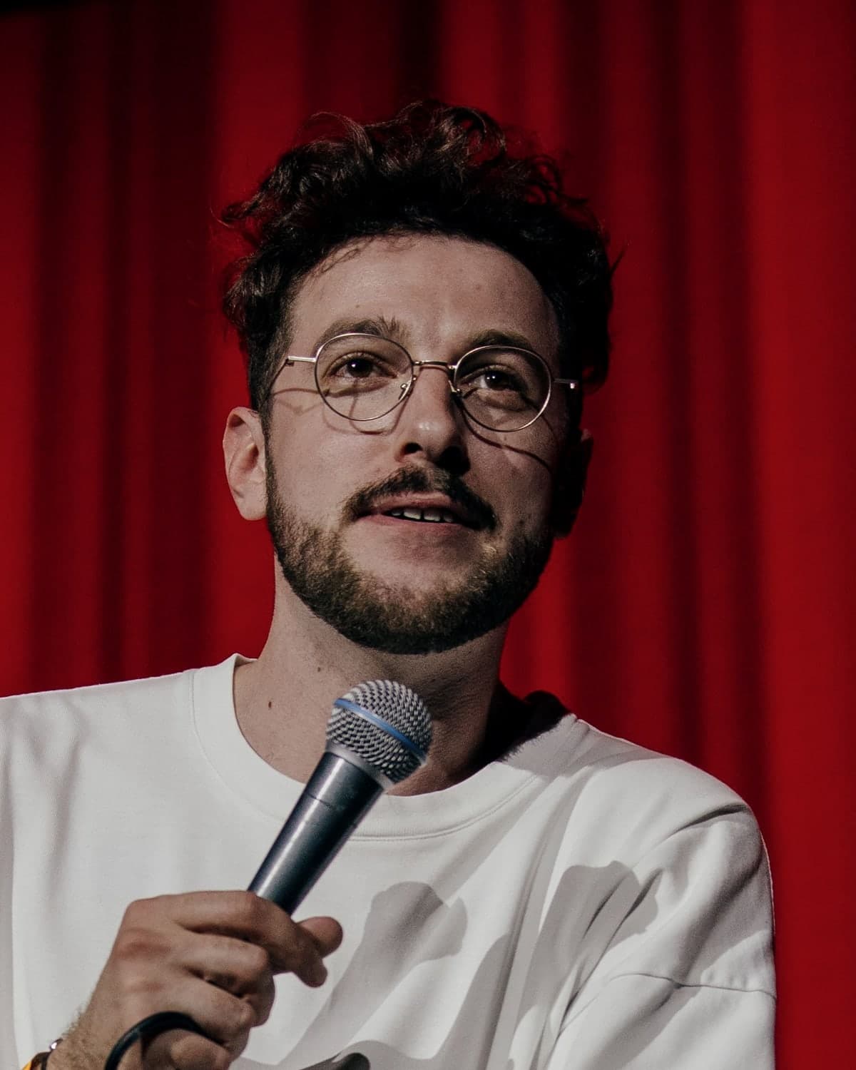 Портрет: Андрей Бебуришвили, стендап-комик, ведущий Comedy Club