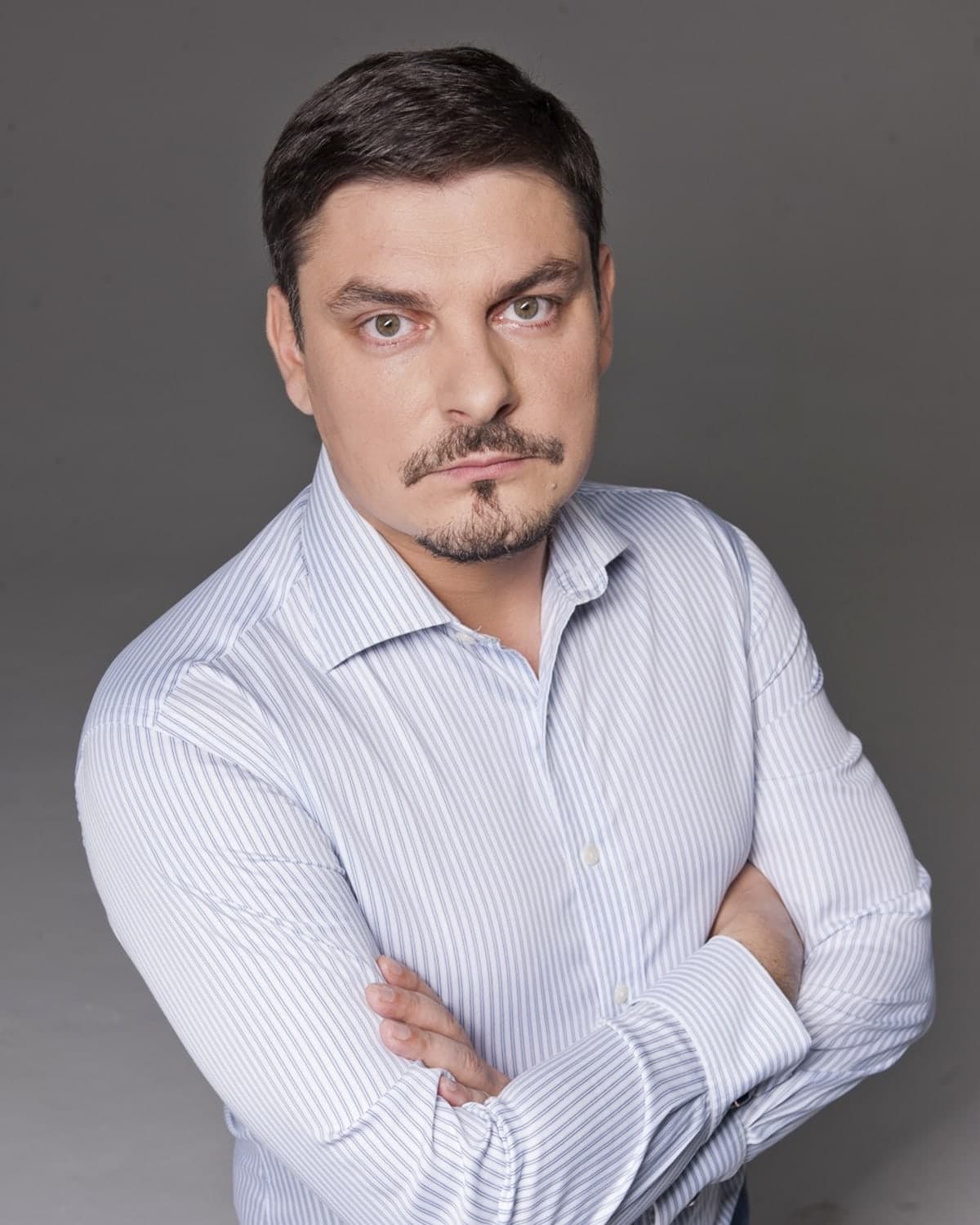 Портрет: Евгений Колесов, предприниматель, ведущий «Открытия Китая» на Первом канале