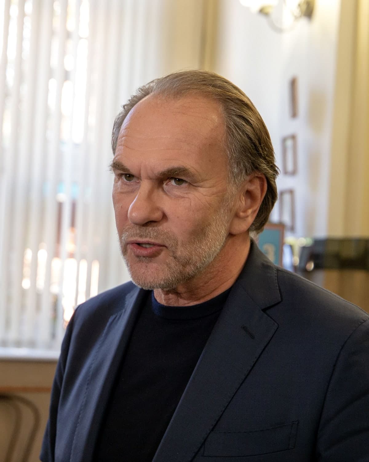 Портрет: Алексей Гуськов, актёр театра и кино, сценарист и кинопродюсер