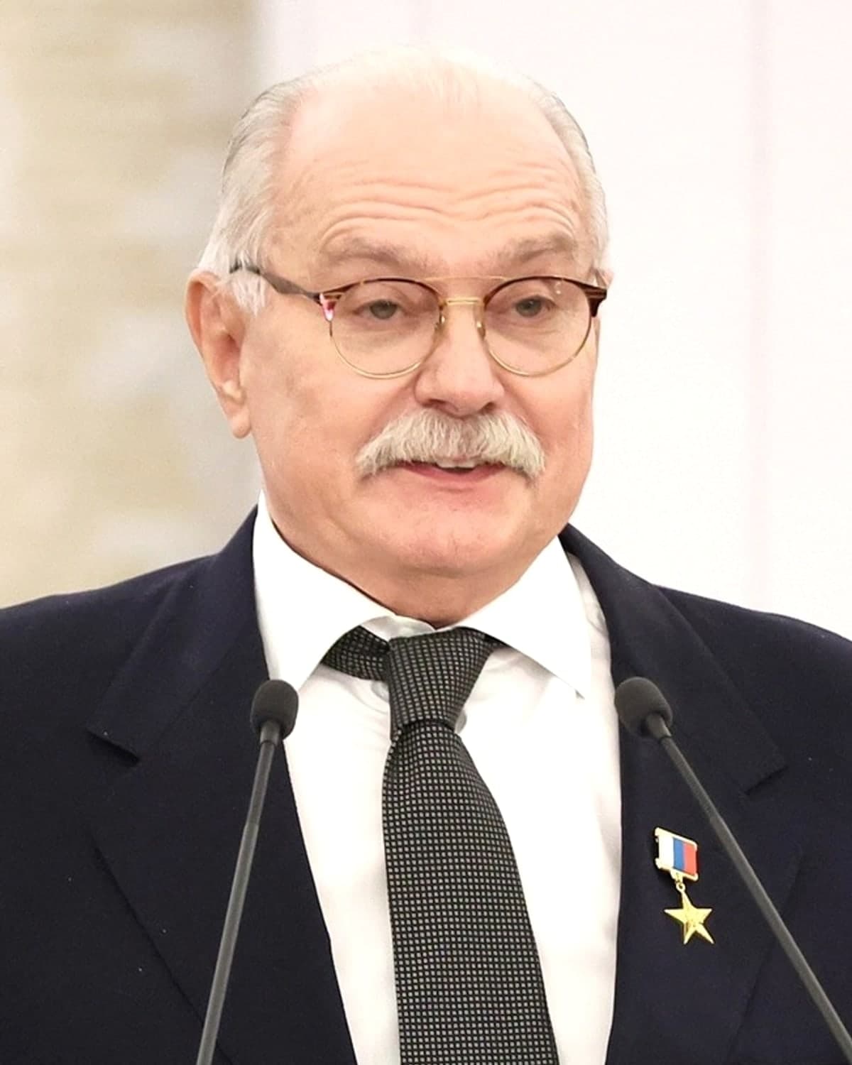 Портрет: Никита Михалков, режиссёр и актёр, обладатель «Оскара» и «Золотого льва»